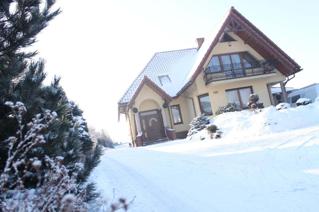 Bialy Jelen Z Basenem I Jacuzzi Bed & Breakfast Ostrowsko Екстериор снимка